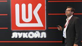 Как выплачивает дивиденды Лукойл по акциям в Фианит-Ломбард